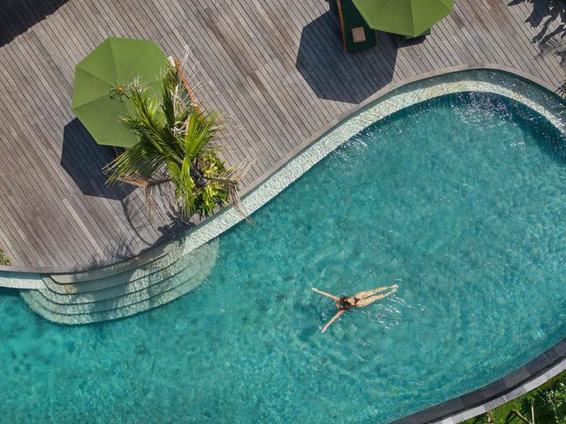 72918A0309D393532A88DF9B3B9DF5BF