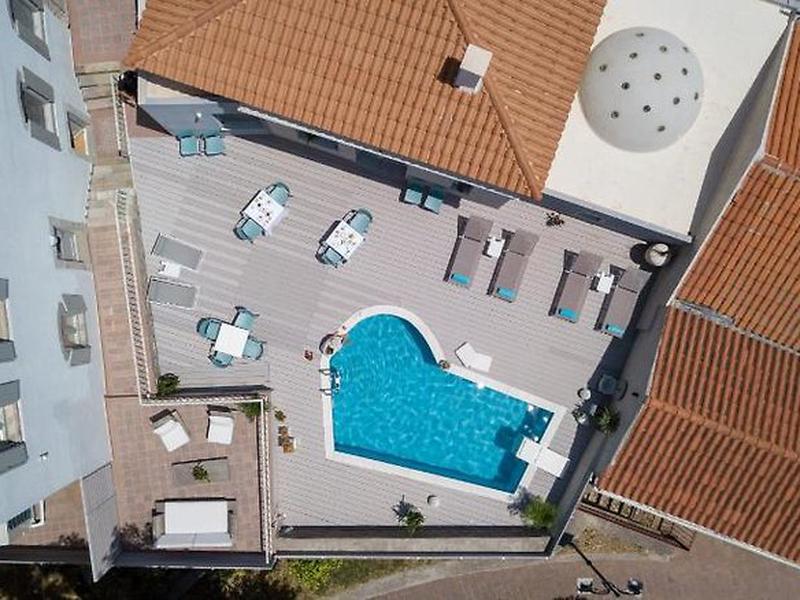 1D63942F2AC38E679519DAFA302AB864