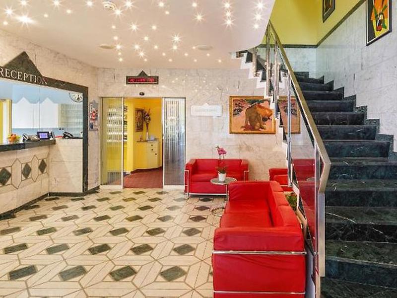 0FEBB62C92F9C5DF7FF1C33B8492EAB5