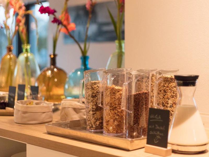 AD03088256ABB3109729D0C738B8821D