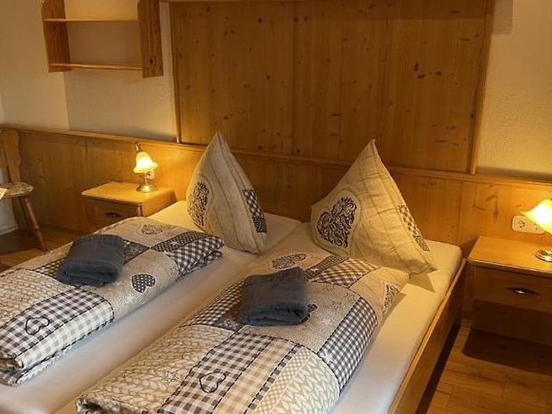 8FB470BDC50465A38FA62C2A736AFAFE