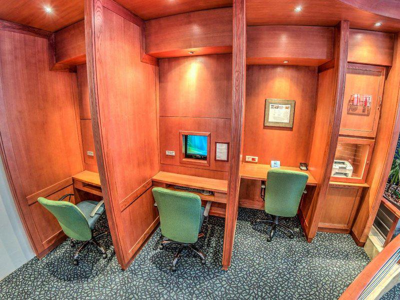 B909B3E8A80D52481EFC2EEFB1CB8099