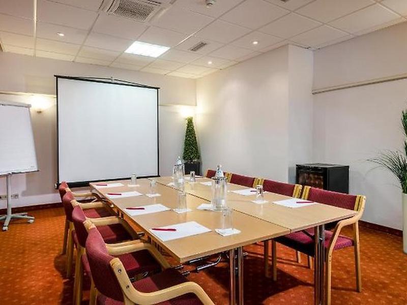 59AD86DD2B54F6CC4FC9A26AAF3E653E