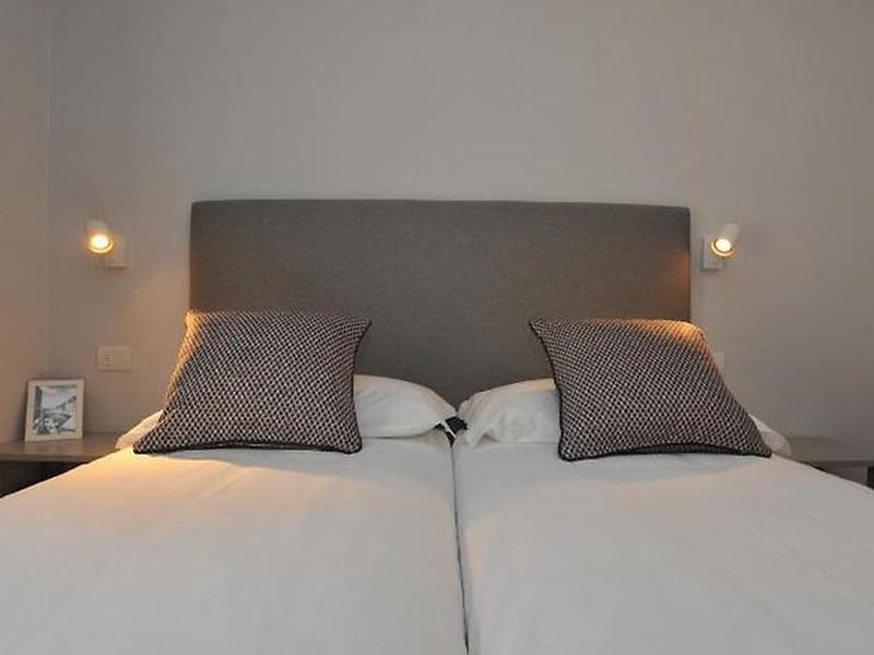 FB48AB932409D5F84B8609FEA55640F0