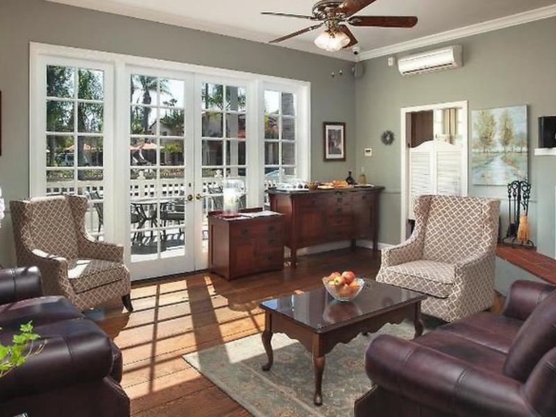 2C89955C1A2E448C077A504F13104214