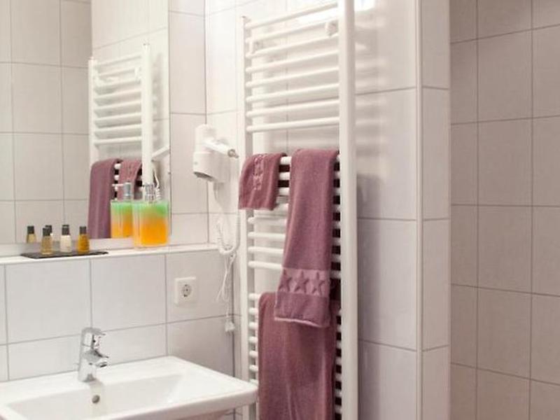 A9D628BE69DA90F1AE0116C015D68C0C