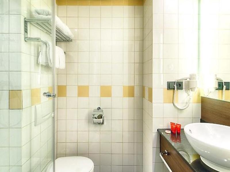 26D346A0B7545065D684E2446F9C60E1