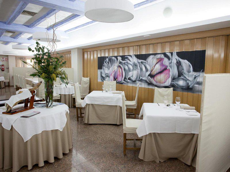 9CD71AD28DDF267384F4CA28BD2D83E1