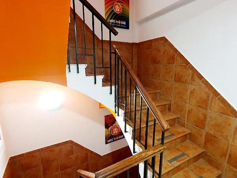 56B0A87C507F073EB327CB81276A6527