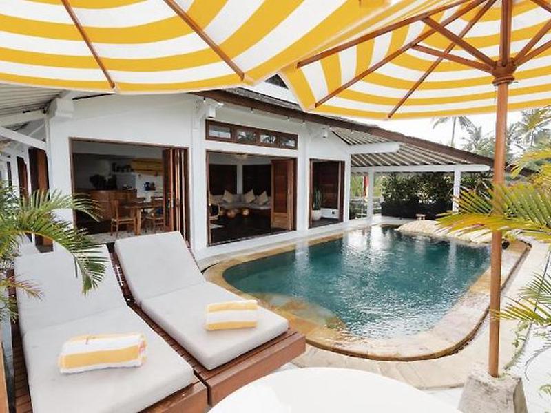 ECC50B6CC314E1A4CDBEBE0B03BC1FCB