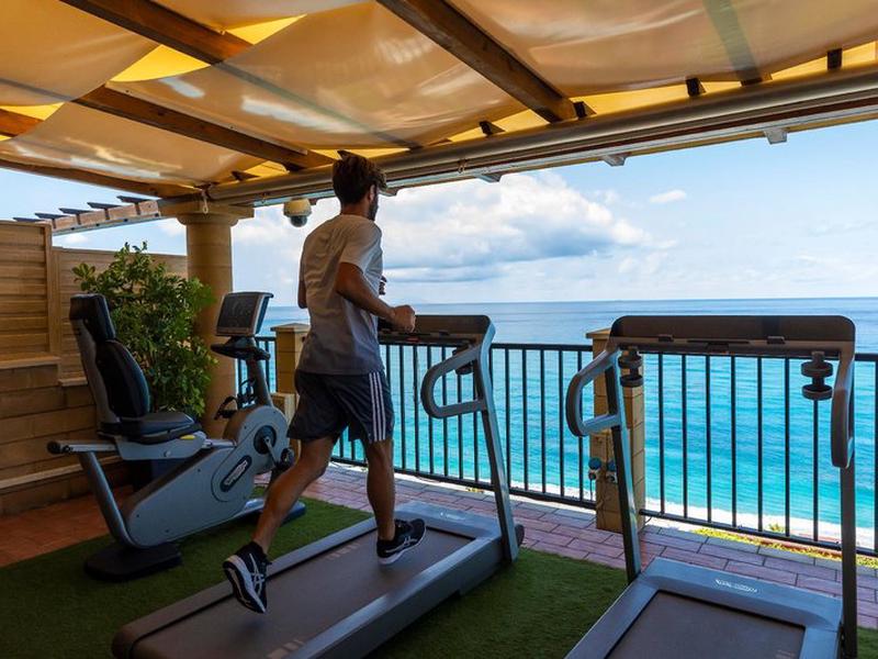 61DA393EC24DDBDCD748325B68569033