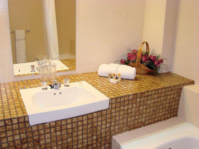 C4751D8D3A45AAA0E5CD931FFC553987