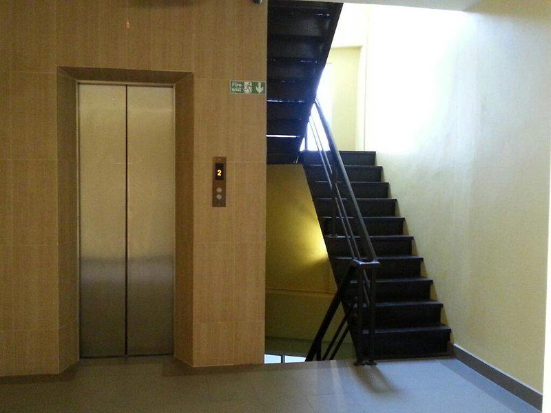 7B12069CDD7262BCB89FD96A87BD82D0