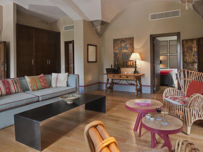 B199228054428667D65B4D3E9C52F2C3