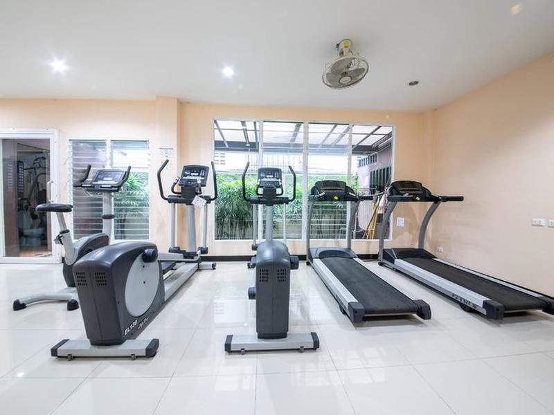 560FFF132F3C497C3A964D104BB3402B