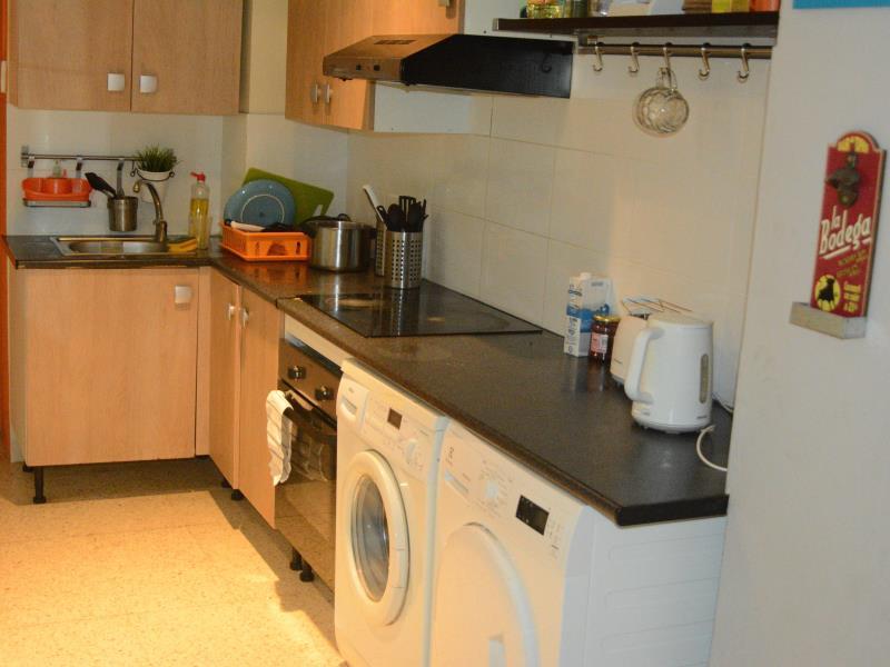 BB5B7FA5353C14B19FE3F7E83A74E4FF