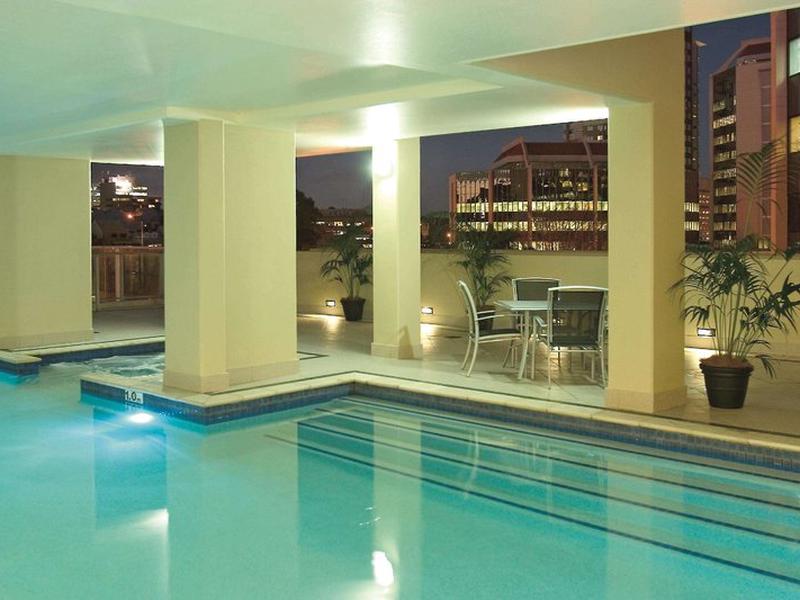 53249322803225BAD4075380D2A3B54F