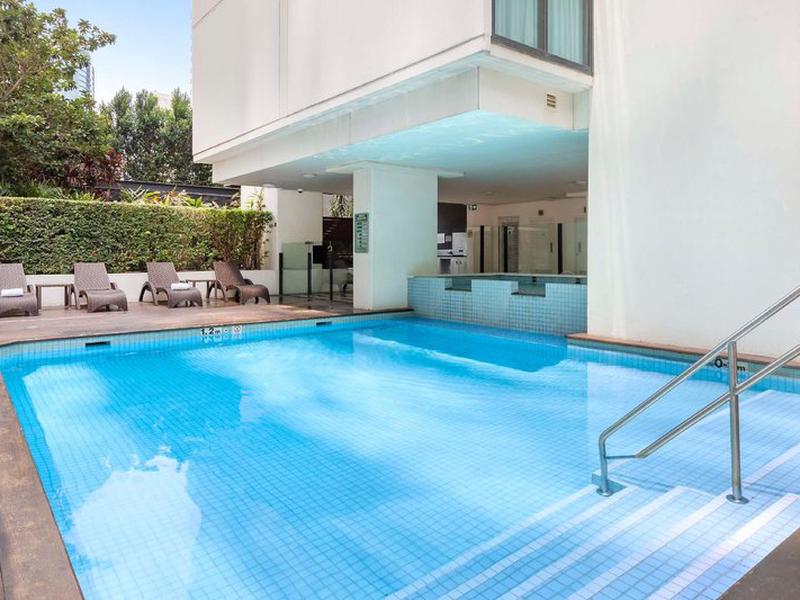 51792D09B230649FB2F78D28BD1CB943