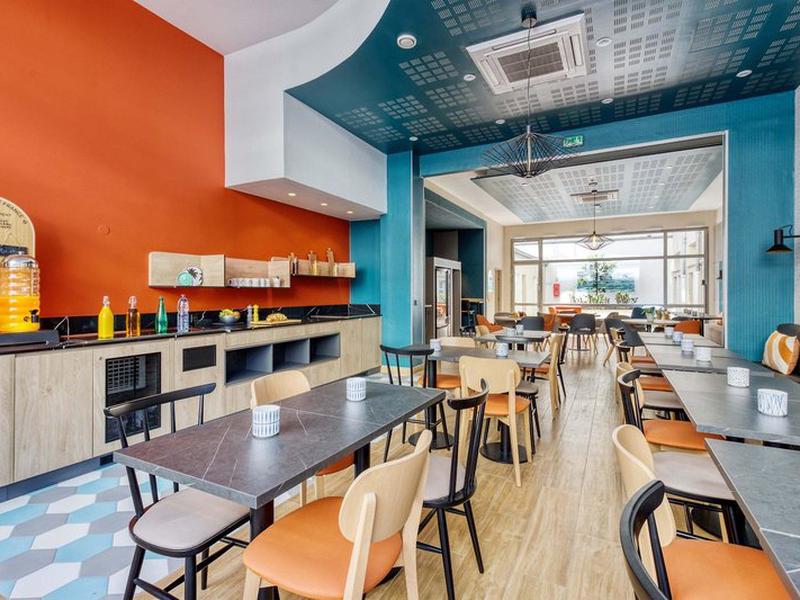 B789D165FC4324BDBD87FFE1562ED44B