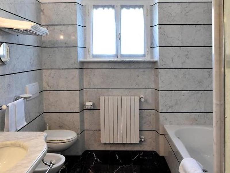 7AF31E1D2FB36452A0B6BFA8D806B523