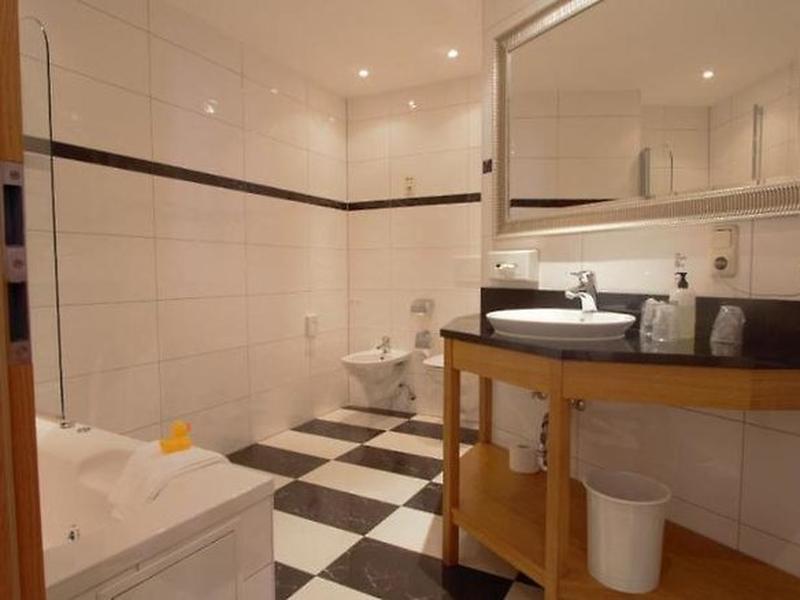 AD6266096D41CB7CA9522112C1FB64BA