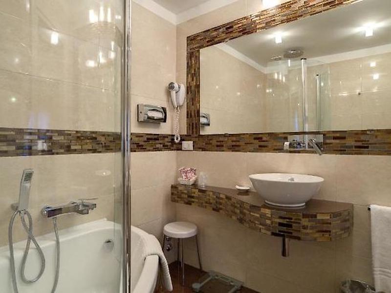 E94BCAF1BD0F558ED319AD3719808DC4