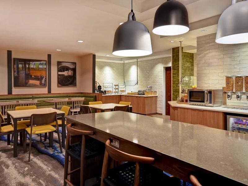 8EDBAE831F25F037F990DA632F528143