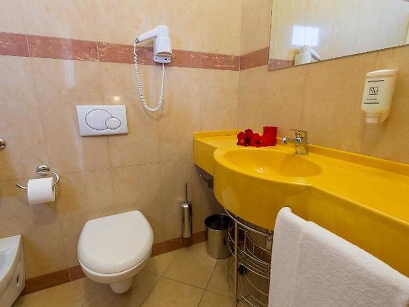 1371A10BB93D03C7C5C6C088733E9CF4