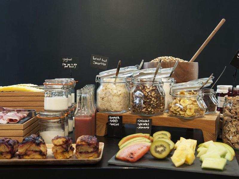 CBE94880DBDF10CFEA47C790850F022F