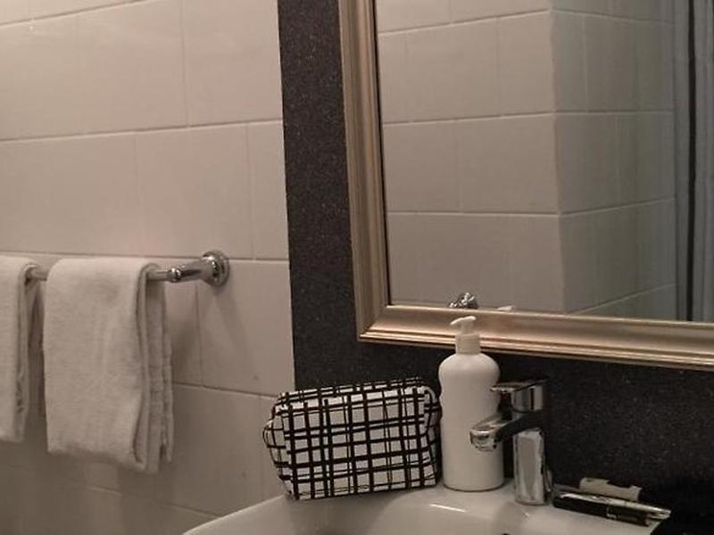 6539460ABEBF5E35E1D3D04FAE30EED8