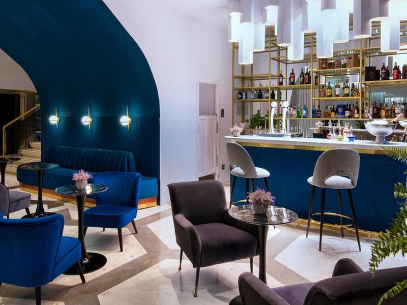 EEE1F8BD1BF7FDBF29876107A4E2EF84