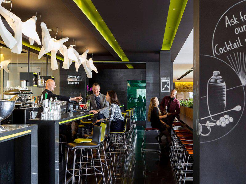 42B9BEEC03CCA1C4E706B65AF93D26AB