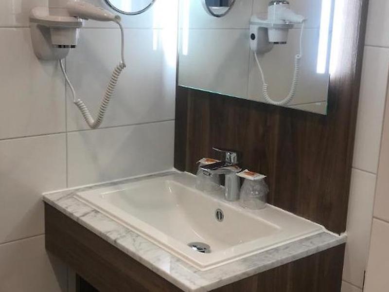 F0D34AE6D4032B3F2C4EFB620C30F946