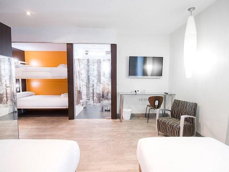 E20F5F3CFAA0FF076B6BFBBAE5A168DD