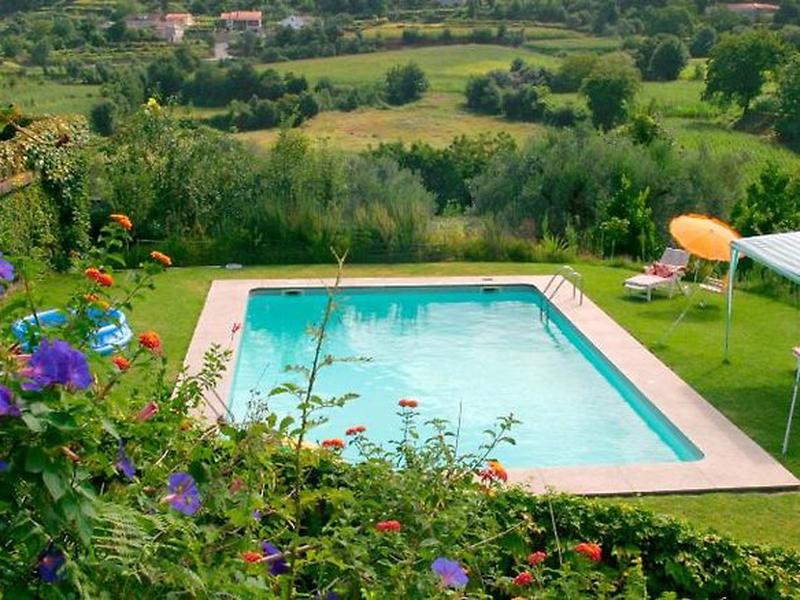 105F5B5FE1F69341018F7265D34C5AFB