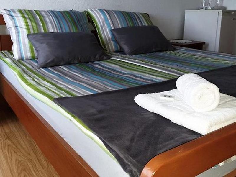 AAA543BB0687F4478081DDE0D5D88CC5