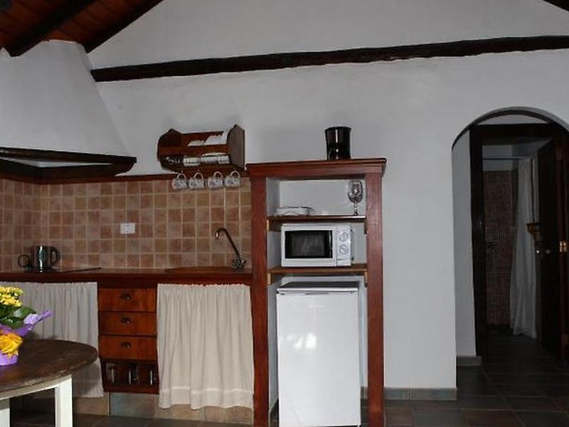 93CF2CDF404ECEB6179220877E996C02