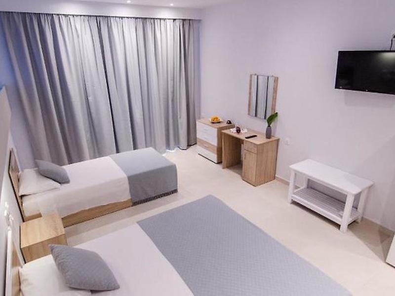 D585FCB01C1976F910F9AF28C02F327D