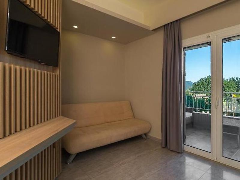 66B700BF4A5A5393A6456473E1F8072F