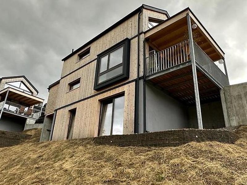 C0299491B0A2ECFA3CE515ABF5DFB898