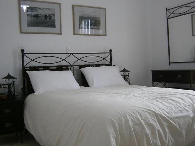 C397FE2ED4C2F39854A03E4D130B904B