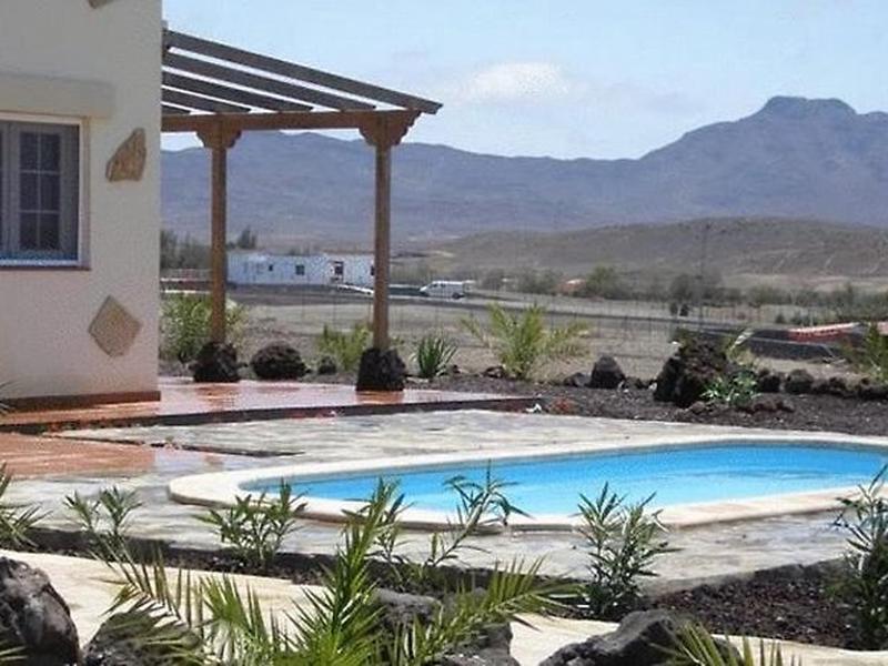 B99C2F1FBCB508A82AD19DBD610C529E