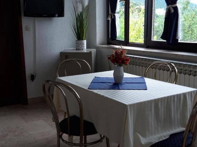 961F16B279EFE9ECCEF783738BD7D595