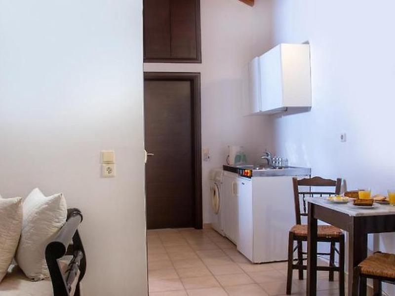 E4CAAE6C2F3BA11CC5EF0CC003B3FC41