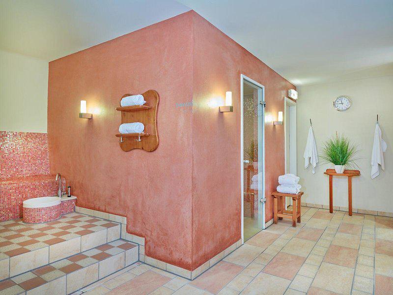 F7E2EA4B7D2CE6465BA34092791983E6