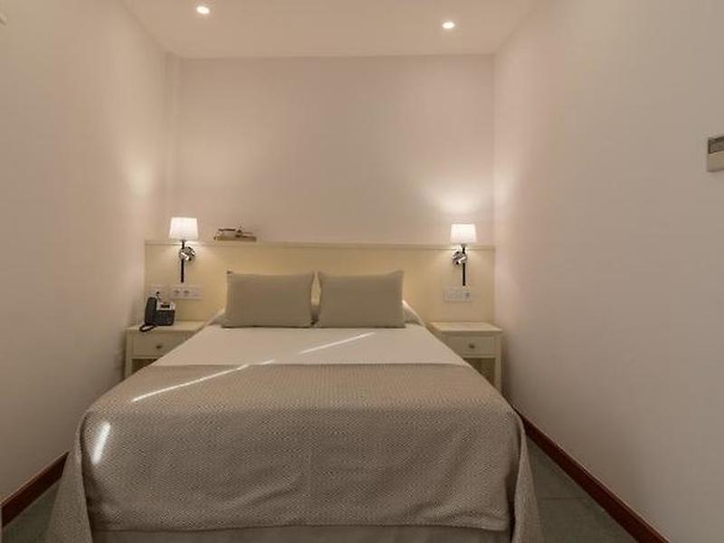 98833891FE7F86F8307EA2160A8E7525