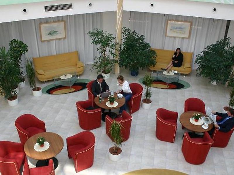 EFADD596504CB0D242424A6764C4B266