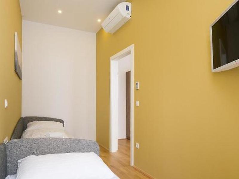 2E9A41B86FE2D5A9943717673788A9C5