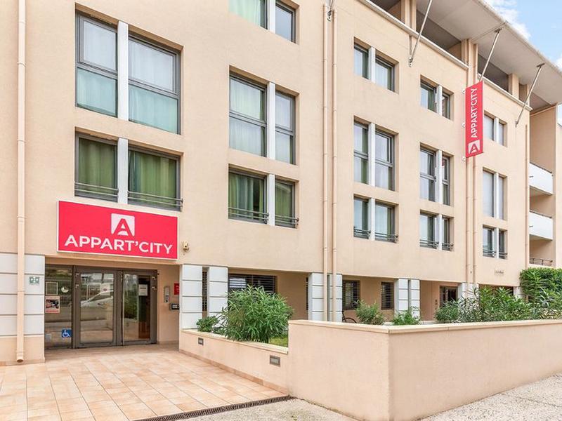 FD6D29268608453B6DD759DB4257B236