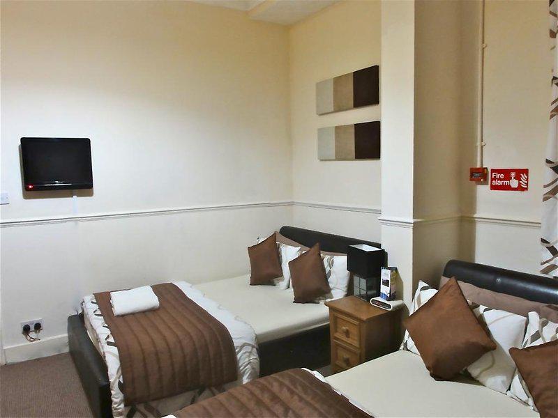 9F2B03C2AA5FFF46C01436C03946CE14